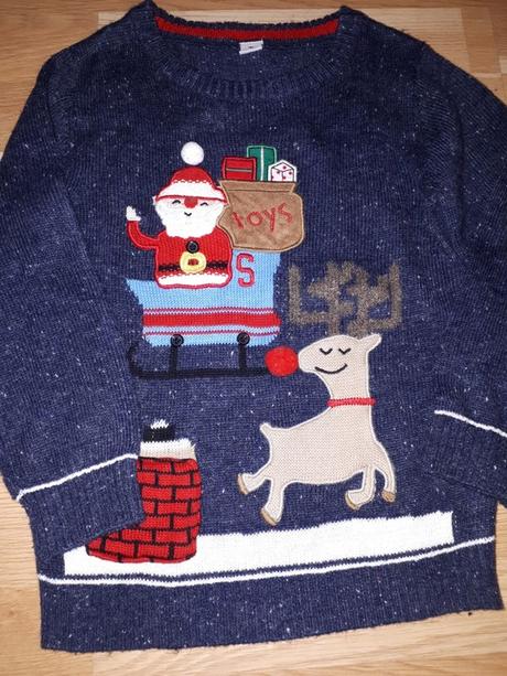 Vánoční svetr 116 tu hraje, 116