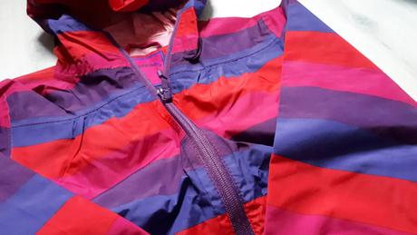 Barevný pruhovaný šusťákový outdoorový kabát, 116