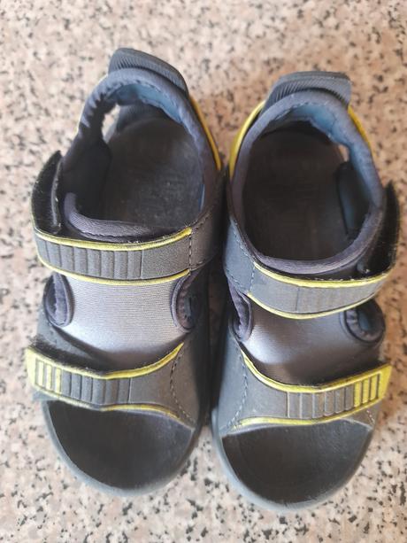 Neoprenové sandálky grendene, vel. 24, 24