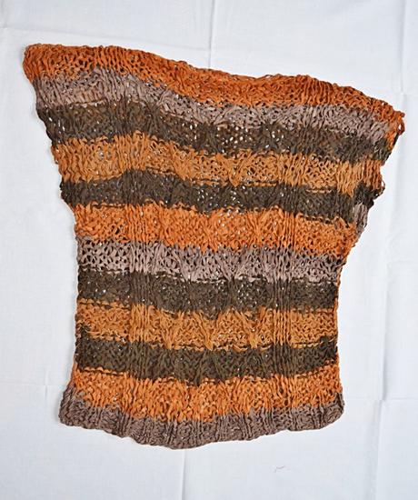 Vesta pletená z kůže, l