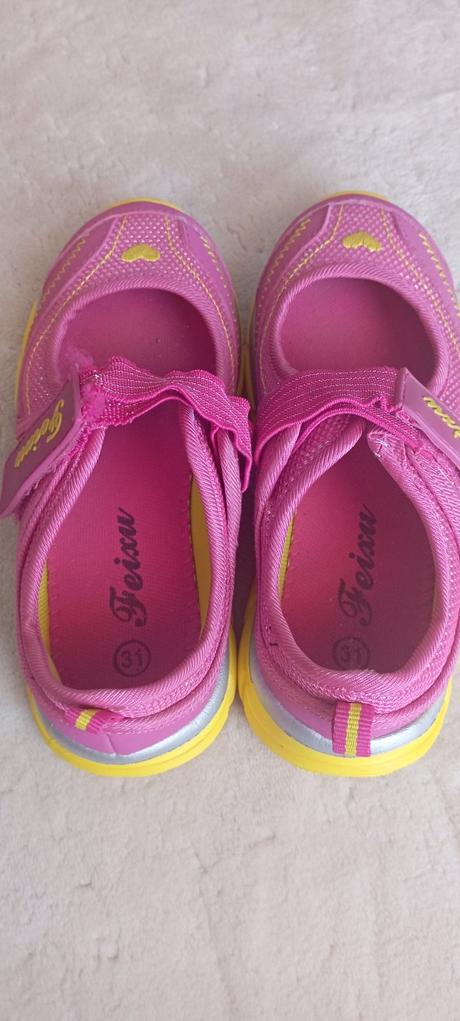 Sandálky zn."feixu" vel."31", 31