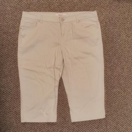 Světlé smetanové dámské kraťasy camaieu po kolena, camaieu,40