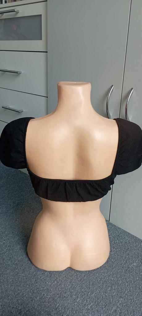 Crop top zn."divided h&m" vel."xs", h&m,xs