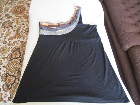 Krásný černý top na 1 rameno, zdobený flitry, bonprix,40