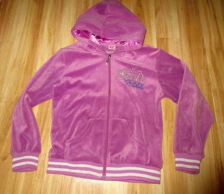 Mikina s kapucí, 158