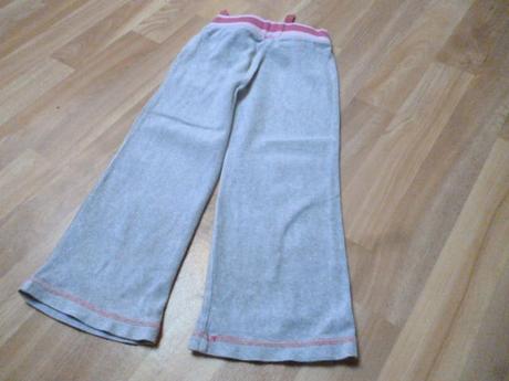 Tepláky me to xou 3-4, 104