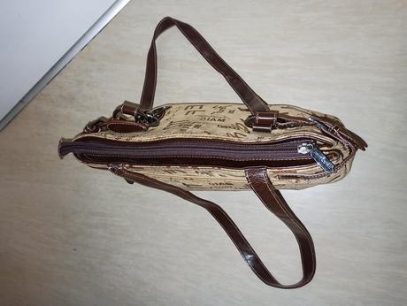 Kabelka david jones, 