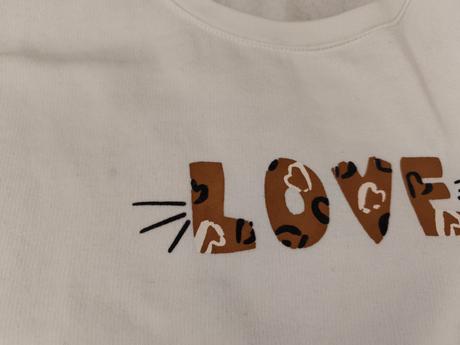 Mikinové šaty, 146