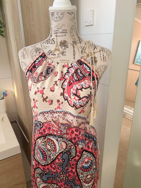 Paisley vzor šaty růžovo/cerno/bezove xs, xs