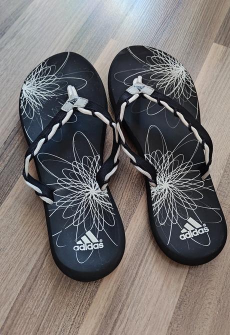 Žabky, adidas,37
