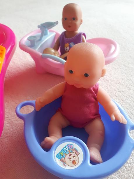 Dětská sada na koupání - panenky, miminka, vaničky,