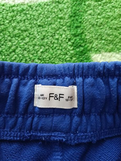Kraťasy, f&f,152