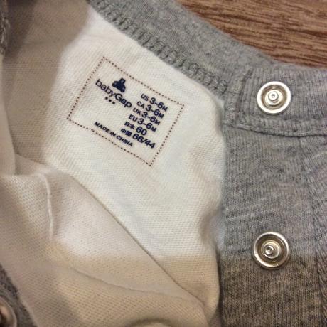 Body s pejskem a balóny zn. gap, gap,68