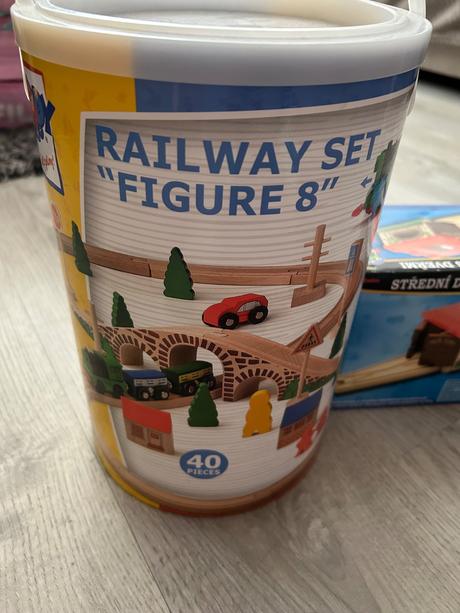 Drevená železnica a depom, 