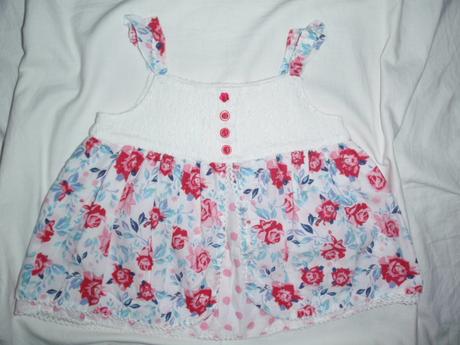 Hodně zajímavá růžičková tunika, girl2girl,98