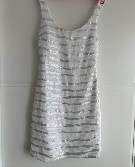 Dámské bílé šaty s flitry bershka, vel. s, bershka,s