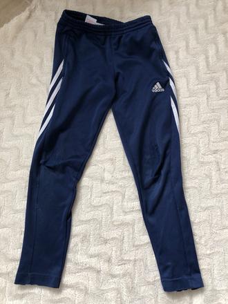 Na zkraceni adidas teplaky / kratasy 140, adidas,140