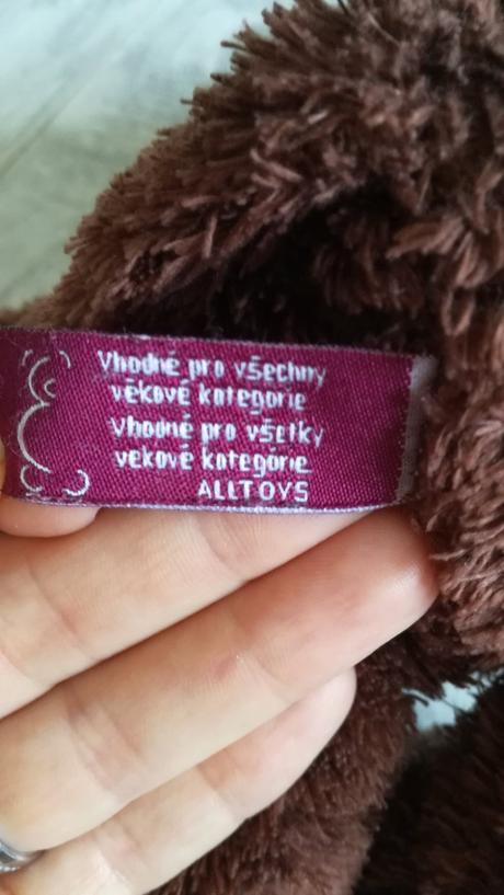 Opička vykulena očka, 