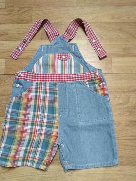 Kraťasy s laclem, 92