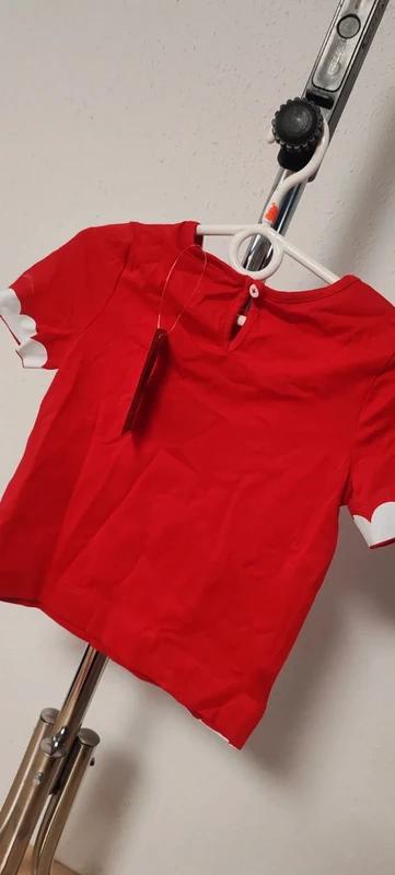 Vánoční tričko, 98