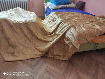 Přehoz na 2 postele,
