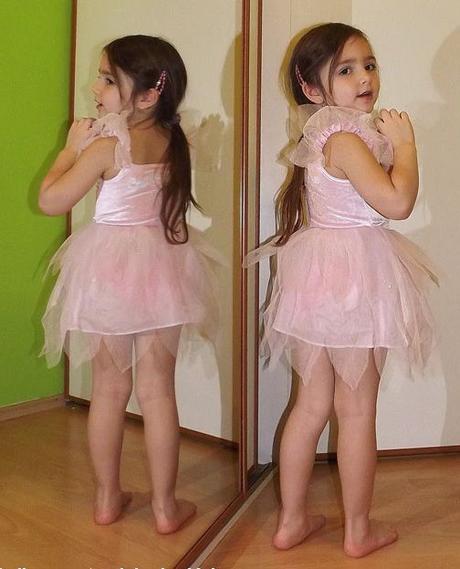 Karnevalové růžové šaty kostým víla,