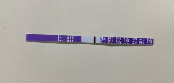 Těhotenský test 9. DPO. Je něco vidět?