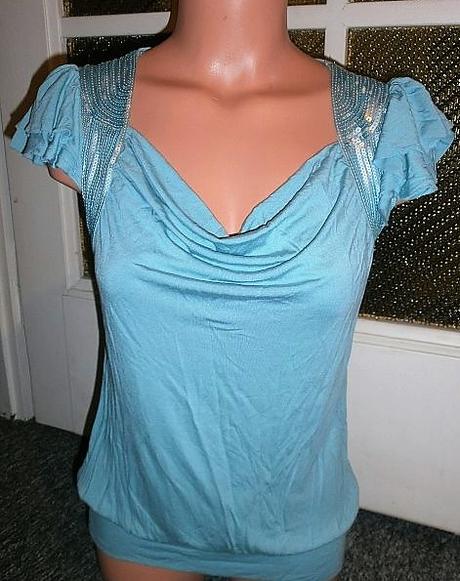 Nádherný topík na vel.s-m, s