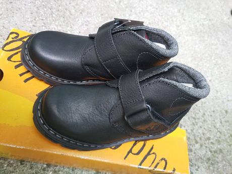 Nenošené dětské kožené boty dr. martens vel. 27, 27