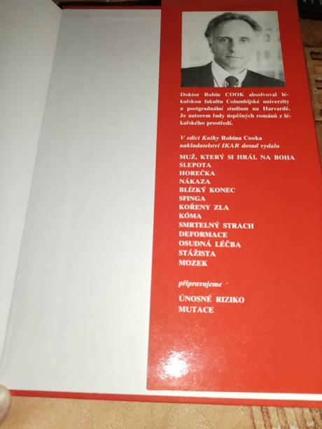 Kniha - známky života - robin cook,