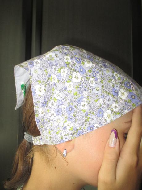 Šáteček na hlavu uni vel., benetton