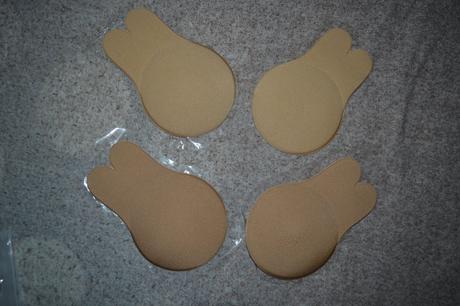 2x nová podprsenka,zvedací,samolepící,xs-m, m / s / xs