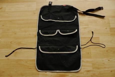 Ochrana na sedacku v aute s kapsami universalni,