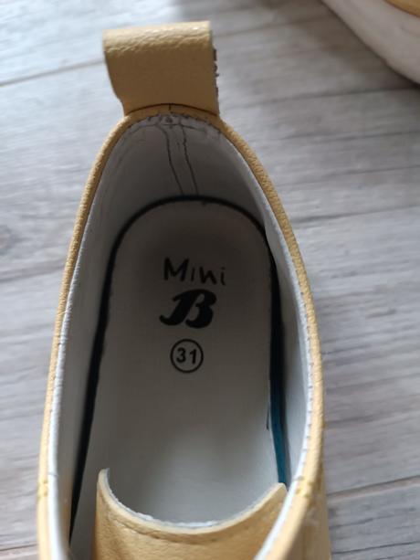 Dívčí žluté boty 31, baťa,31