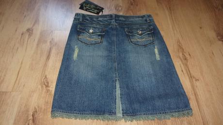 Nová sukně vel. 36, včetně visačky, 36