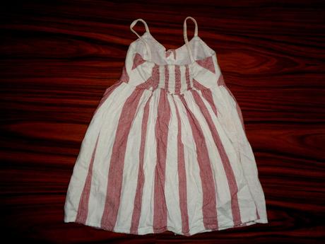 Luxusní pruhované propínací šaty, st. bernard,104