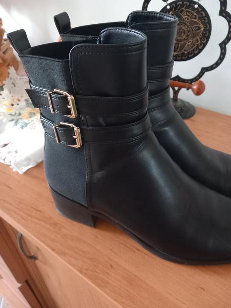 Nové dámské kozačky vel.42, deichmann,42