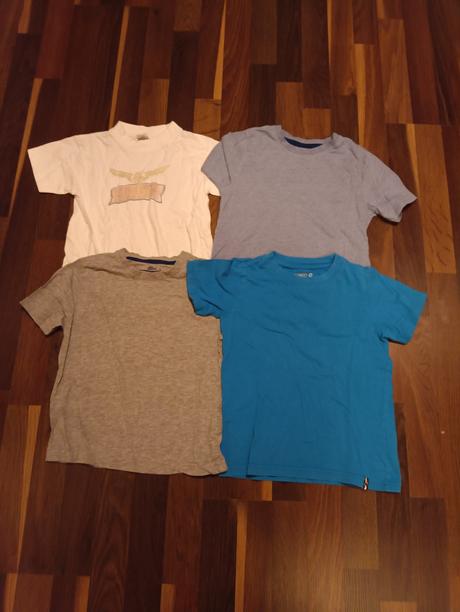 Trička s krátkým rukávem - cena za všechny, 110