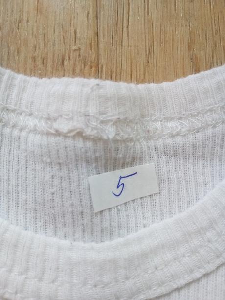 2 x tílko / nátělník, f&f,122