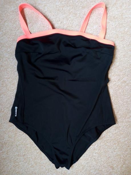 Plavky s neon růžovou zn."decathlon" vel."44", decathlon,44