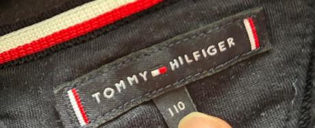 K6/ mikina modrá 4/5 let zn. tommy hilfiger, tommy hilfiger,110