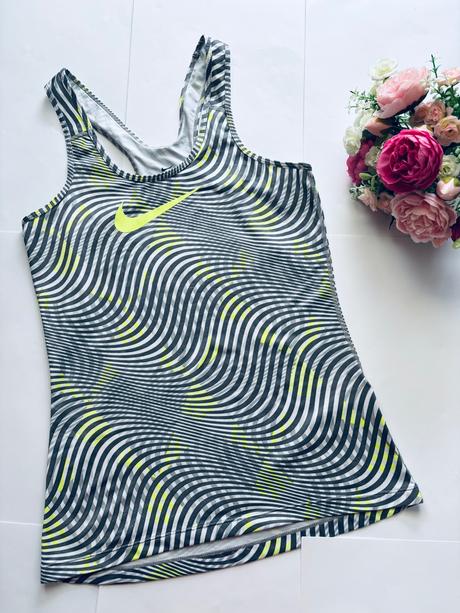 D38/ tílko sportovní zn. nike - v.s, nike,s