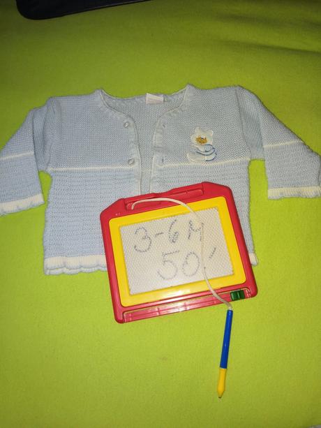 Pletený svetřík, 68