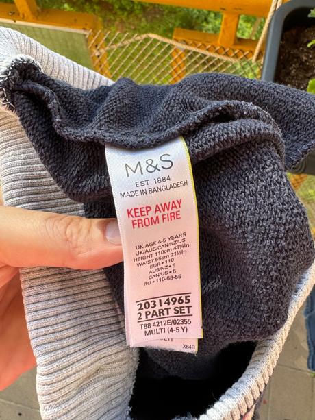 Tepláky, marks & spencer,110