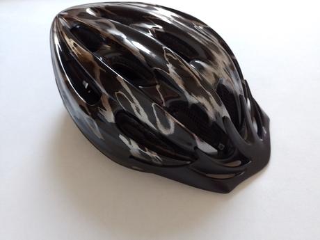 Cyklistická helma, l