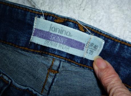 Džíny s ,,dírama" vyšší pas - vel.l, l