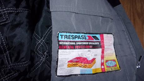 Zimní bunda zn. trespass, vel. 158/164, 152