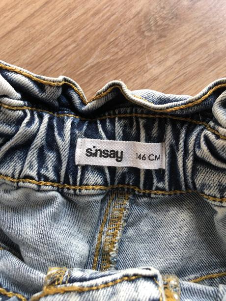 Kraťasy, velikost 146, sinsay,146
