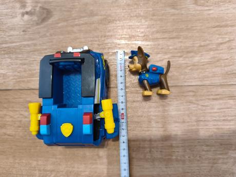 Tlaková patrola - auto s chasem, 