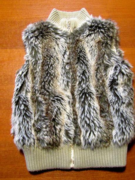 Krásná kožíšková vesta vel 134-140, alibi,140